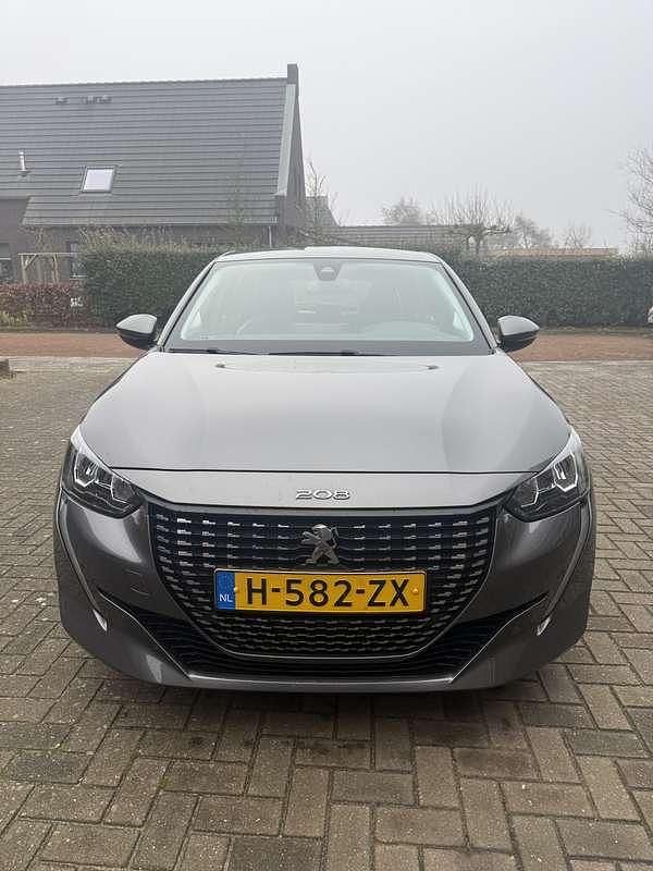 Occasion Peugeot 208 Allure 101 PK (74 kW) 2020 Grijs Hatchback