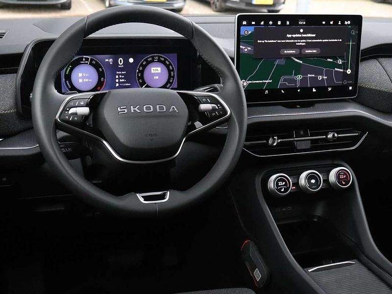 Occasion Skoda Kodiaq Business Line 204 PK (150 kW) 2025 Blauw (metallic) SUV