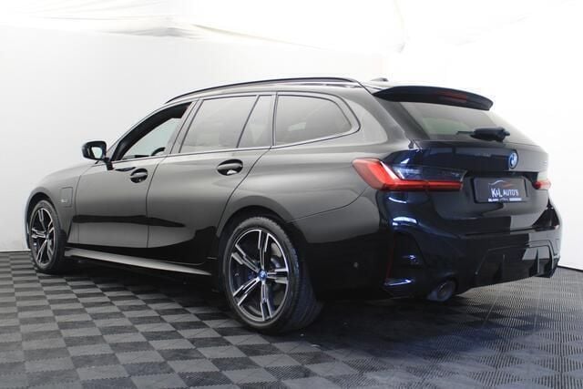 Occasion BMW 330 M Performance 109 PK (80 kW) 2022 Zwart Stationwagen