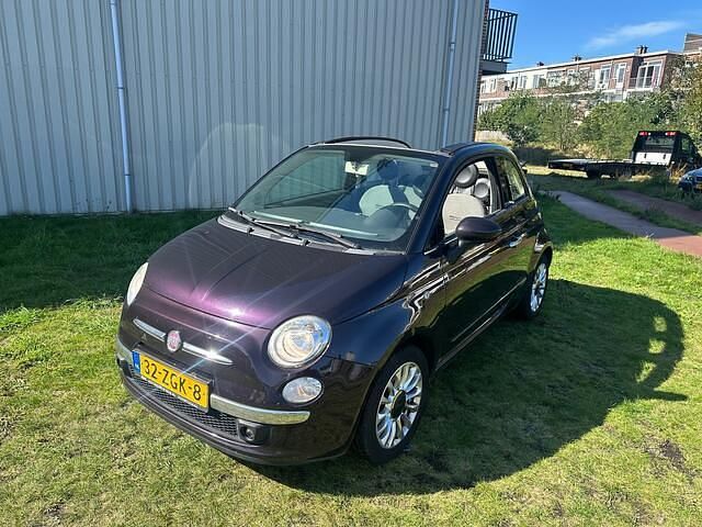 Paars Gebruikt 2012 Fiat 500C Lounge Cabriolet | € 5.250 (Eerlijke prijs) - Afbeelding 1/4
