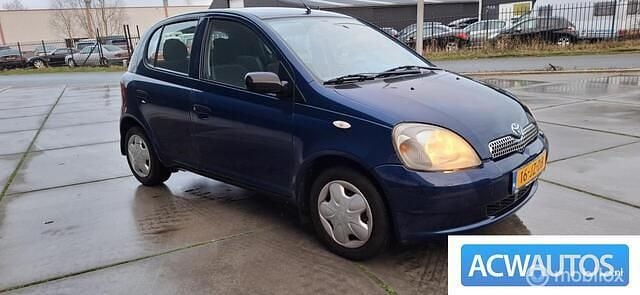 Blauw Gebruikt 2002 Toyota Yaris Sol Hatchback | € 2.250 (Goede deal) - Afbeelding 1/4