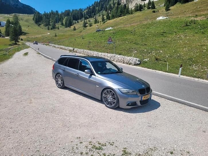 Gebruikt 2010 BMW 325 M Sport | € 13.000 (Eerlijke prijs) - Afbeelding 1/4