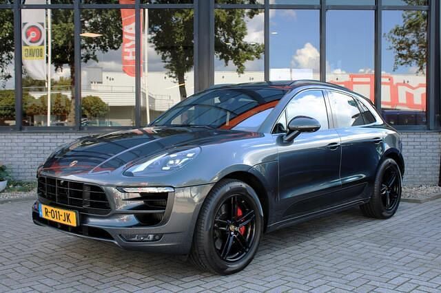Grijs Occasion 2018 Porsche Macan SUV | € 54.950 (Iets duurder) - Afbeelding 1/4
