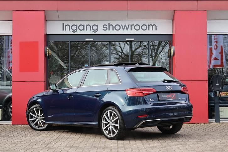 Occasion Audi A3 Business 204 PK (150 kW) 2020 Blauw Sedan