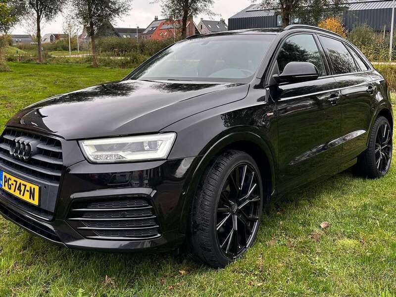 Zwart Gebruikt 2016 Audi Q3 SUV | € 21.500 (Duur) - Afbeelding 1/4