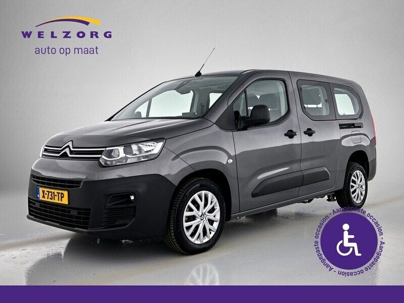 Grijs Gebruikt 2022 Citroën Berlingo PureTech MPV | € 49.950 - Afbeelding 1/3
