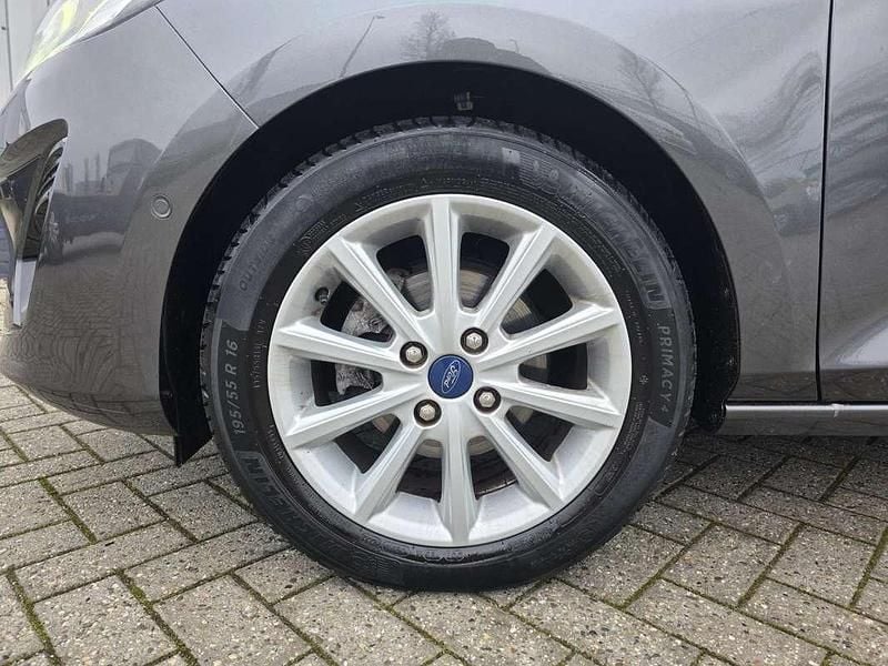 Occasion Ford Fiesta Titanium 101 PK (74 kW) 2017 Grijs (metallic) Hatchback