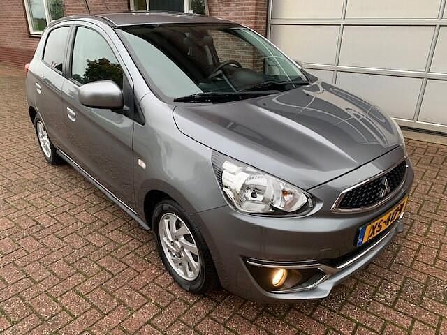 Grijs Gebruikt 2019 Mitsubishi Space Star Active Hatchback | € 9.450 (Eerlijke prijs) - Afbeelding 1/4