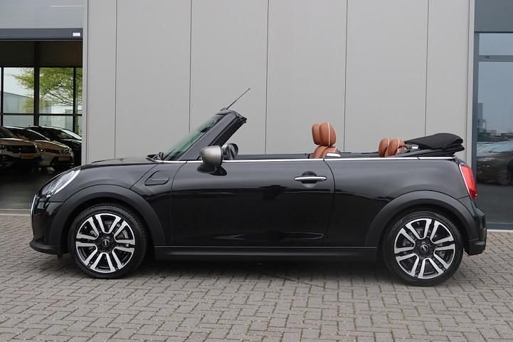 Occasion Mini Cooper Cabriolet 136 PK (100 kW) 2021 Zwart Cabriolet