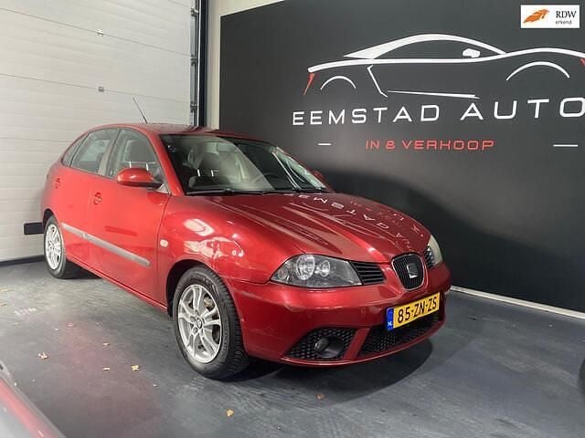 Rood Gebruikt 2008 Seat Ibiza Hatchback | € 1.650 (Eerlijke prijs) - Afbeelding 1/4