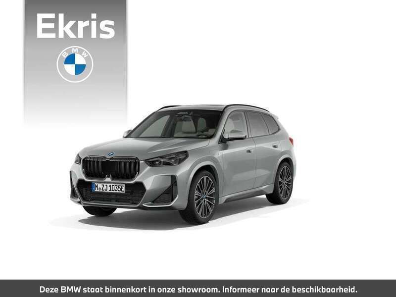 Zilver, metallic lak Nieuw 2025 BMW X1 M Sport SUV | € 72.700 (Duur) - Afbeelding 1/4