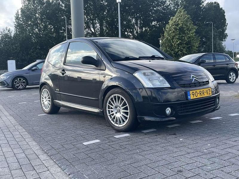 Zwart Gebruikt 2005 Citroën C2 VTR Sport Hatchback | € 1.000 (Goede deal) - Afbeelding 1/4