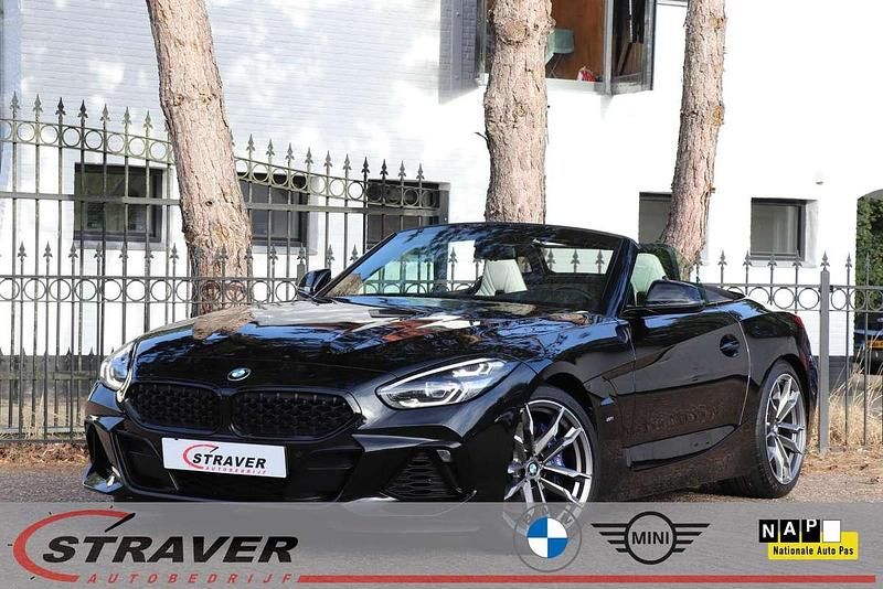 Zwart Gebruikt 2021 BMW Z4 Executive Cabriolet | € 53.950 (Eerlijke prijs) - Afbeelding 1/4