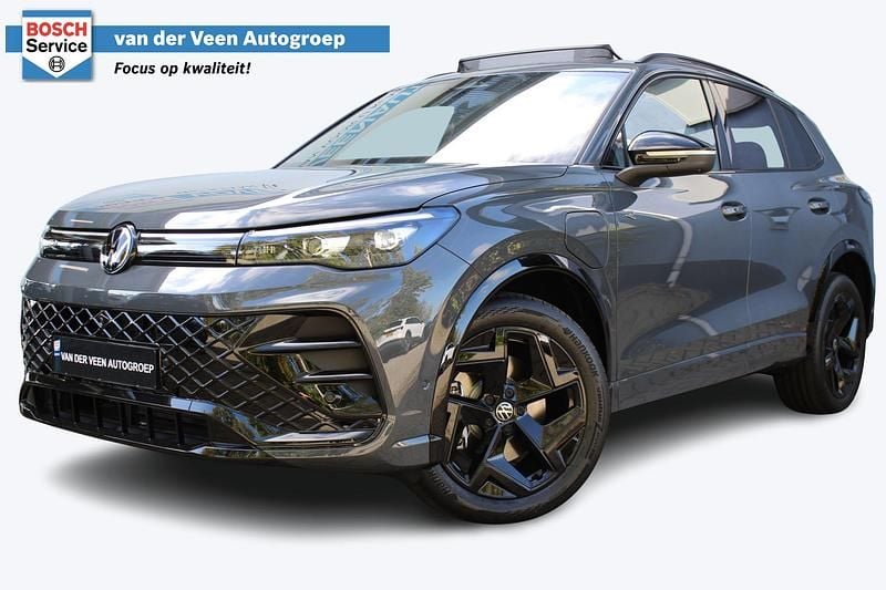 Grijs Nieuw 2025 VW Tiguan R-line Edition SUV | € 55.900 (Goede deal) - Afbeelding 1/4