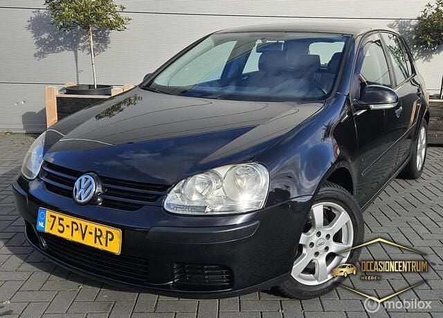 Zwart Gebruikt 2005 VW Golf IV Sportline Hatchback | € 2.495 (Eerlijke prijs) - Afbeelding 1/4