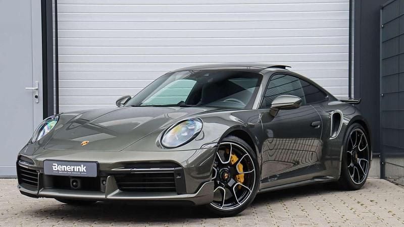 Groen Gebruikt 2023 Porsche 992 Coupé | € 279.992 (Goede deal) - Afbeelding 1/4