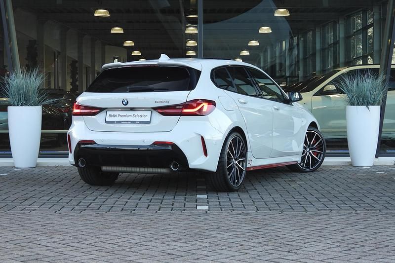 Occasion BMW 128 Comfort Edition 266 PK (195 kW) 2021 Wit Hatchback