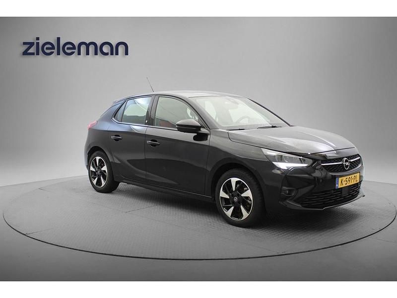 Zwart Occasion 2021 Opel Corsa-e GS Line Hatchback | € 12.335 (Eerlijke prijs) - Afbeelding 1/4