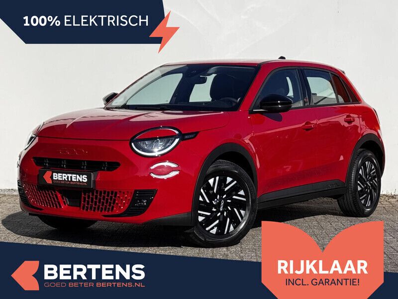 Rood Gebruikt 2023 Fiat 600E Red SUV | € 24.895 (Goede deal) - Afbeelding 1/4