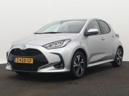 Grijs metallic Gebruikt 2024 Toyota Yaris Edition Hatchback | € 23.945 (Eerlijke prijs) - Afbeelding 1/3