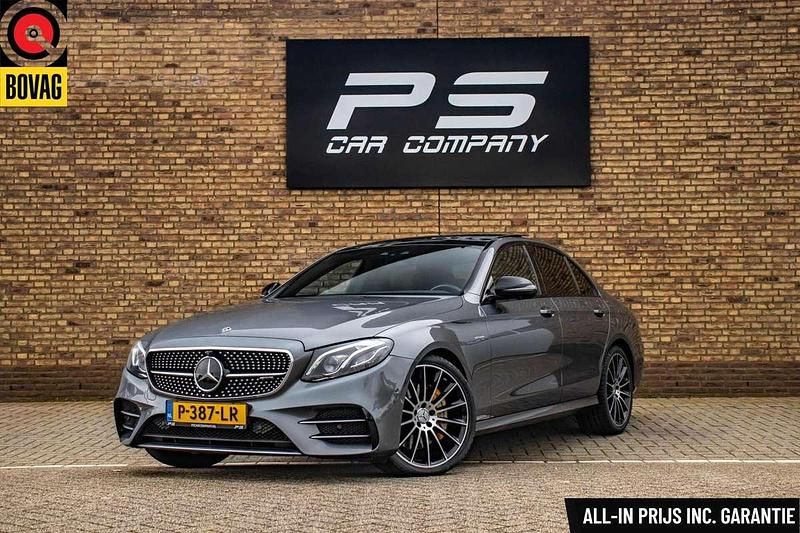 Grijs Gebruikt 2017 Mercedes E43 AMG Premium Plus Sedan | € 42.950 (Eerlijke prijs) - Afbeelding 1/4