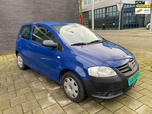 Blauw Gebruikt 2009 VW Fox Trendline Hatchback | € 1.950 (Eerlijke prijs) - Afbeelding 1/4