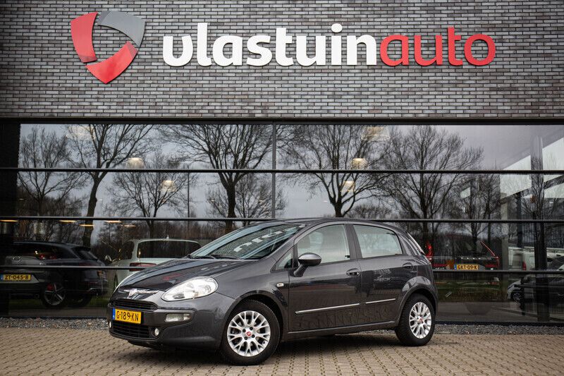 Grijs Gebruikt 2019 Fiat Punto Evo Dynamic Hatchback | € 1.850 - Afbeelding 1/4