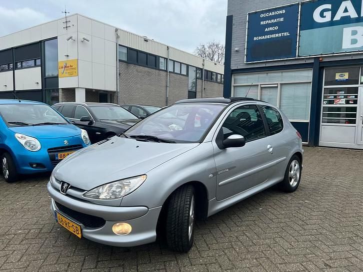 Occasion Peugeot 206 Quiksilver 88 PK (64 kW) 2005