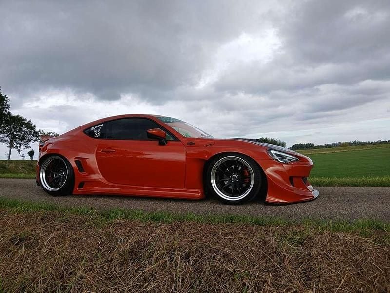 Oranje Gebruikt 2013 Toyota GT86 GT Coupé | € 34.999 - Afbeelding 1/4