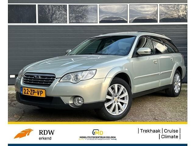 Geel (metallic) Gebruikt 2007 Subaru Outback Comfort Stationwagen | € 4.995 (Eerlijke prijs) - Afbeelding 1/4