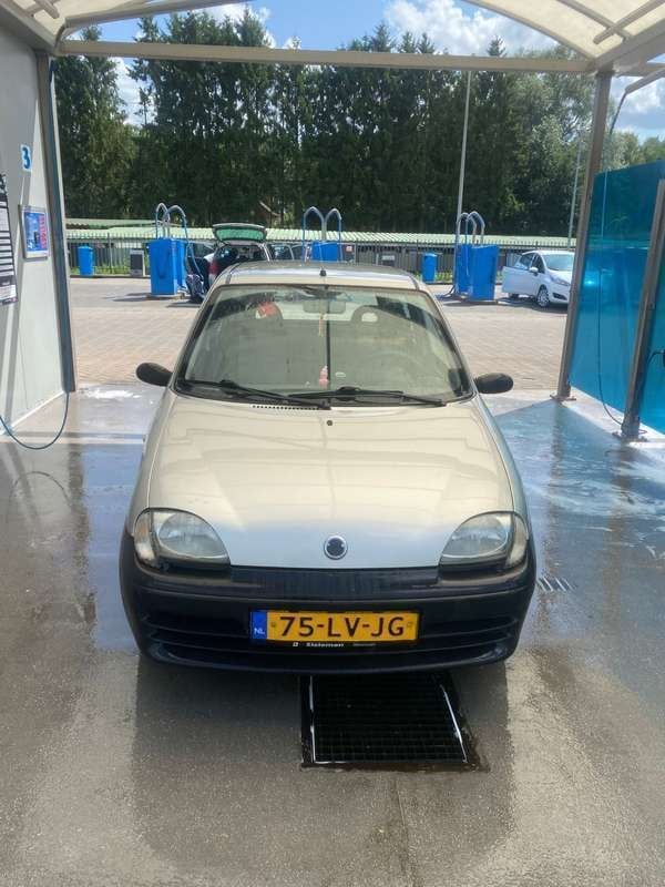 Zilver Gebruikt 2003 Fiat Seicento S Hatchback | € 500 (Super prijs) - Afbeelding 1/4