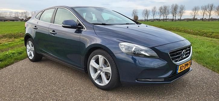 Occasion 2013 Volvo V40 | € 12.999 (Eerlijke prijs) - Afbeelding 1/4