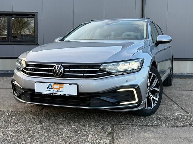 Occasion VW Passat Business 156 PK (114 kW) 2022 Zilver (metallic) Stationwagen