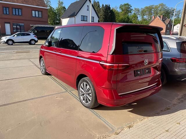 Occasion VW Transporter Style 2022 Rood Van