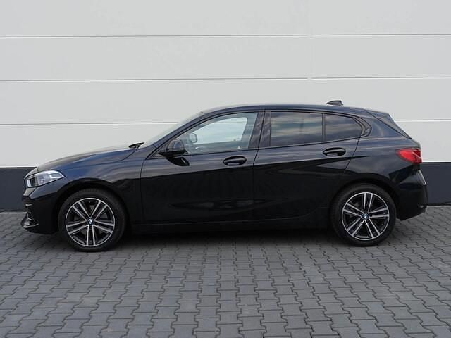 Occasion BMW 118 Executive 136 PK (100 kW) 2021 Zwart Hatchback