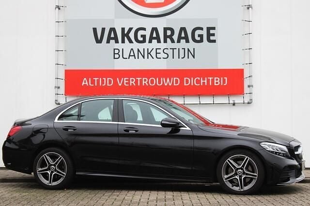 Occasion Mercedes C180 AMG 157 PK (115 kW) 2021 Zwart Sedan
