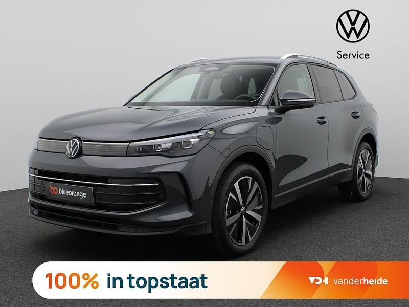 Grijs Nieuw 2025 VW Tiguan Edition SUV | € 49.900 (Super prijs) - Afbeelding 1/4