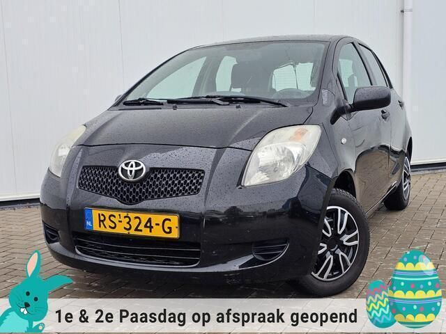 Zwart Gebruikt 2008 Toyota Yaris Hatchback | € 2.250 (Eerlijke prijs) - Afbeelding 1/4