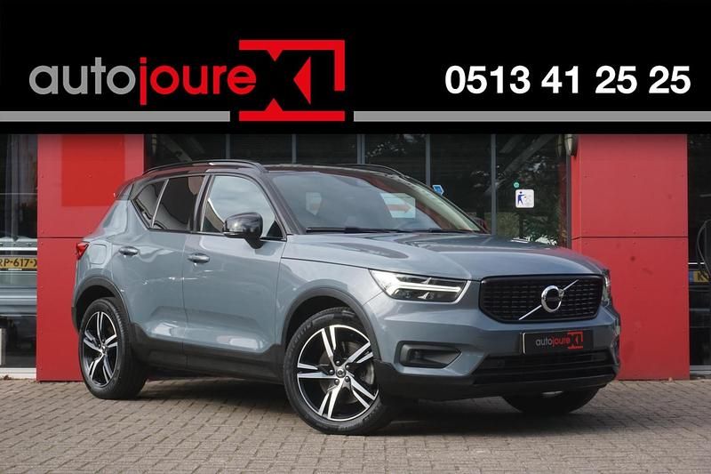 Grijs Occasion 2021 Volvo XC40 R-Design SUV | € 23.999 (Eerlijke prijs) - Afbeelding 1/4