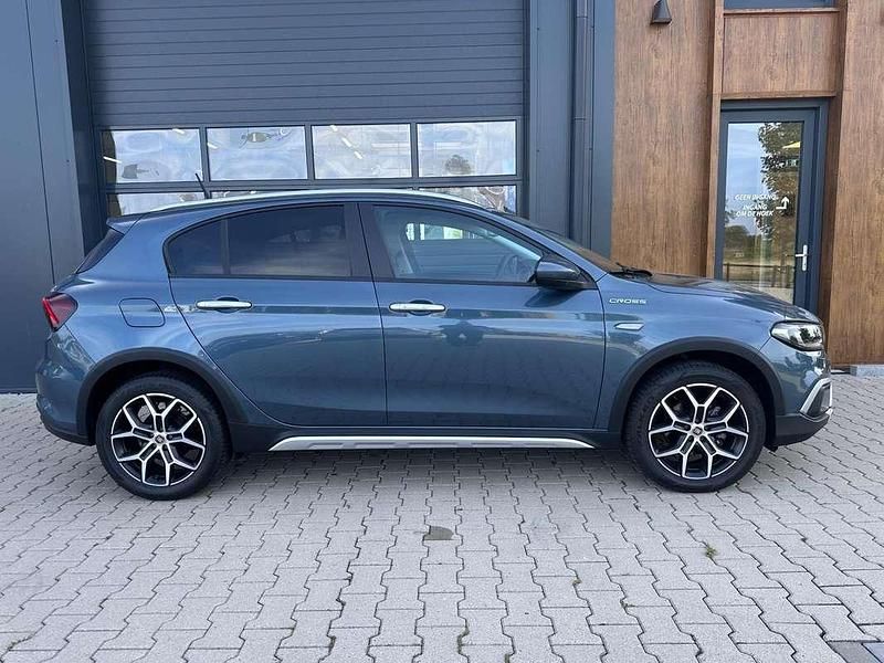 Occasion Fiat Tipo Cross 101 PK (74 kW) 2023 Grijs Hatchback