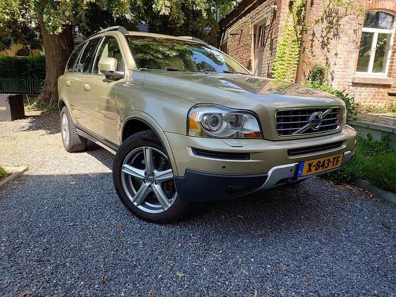 Beige Gebruikt 2007 Volvo XC90 Inscription SUV | € 11.750 (Goede deal) - Afbeelding 1/4