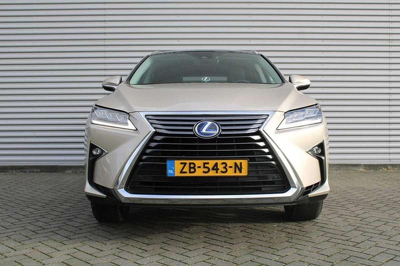 Occasion Lexus RX450h Luxury Line 313 PK (230 kW) 2019 Bruin, metallic lak SUV