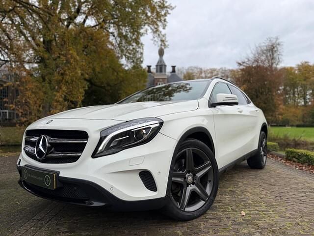 Occasion Mercedes GLA250 Ambition 211 PK (155 kW) 2017 Wit SUV