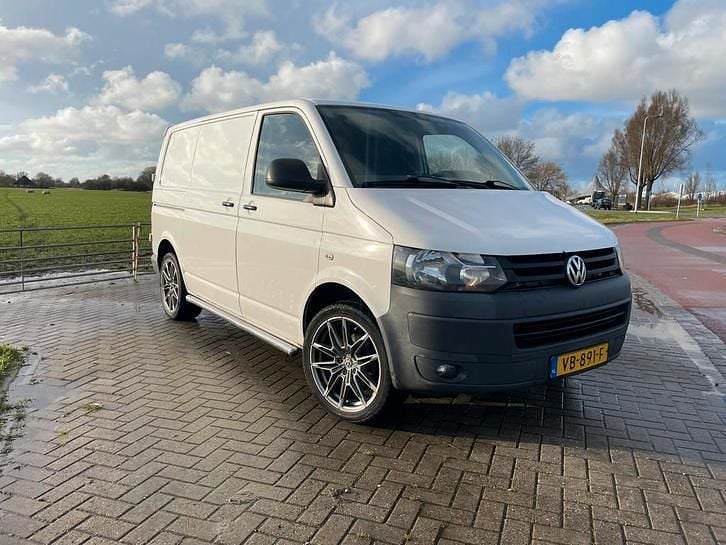 Gebruikt 2013 VW T5 Van | € 5.500 (Super prijs) - Afbeelding 1/4