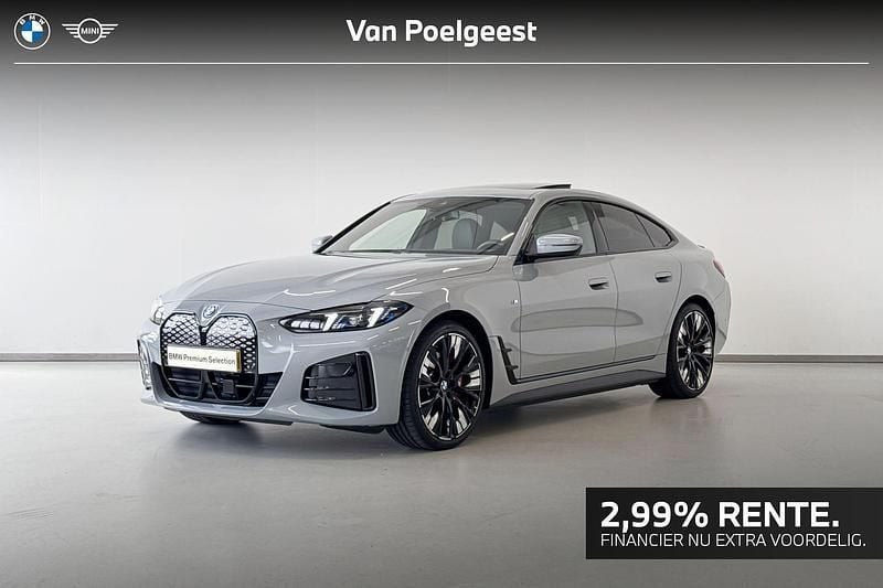 Grijs Gebruikt 2025 BMW i4 M Sport Sedan | € 73.379 - Afbeelding 1/4