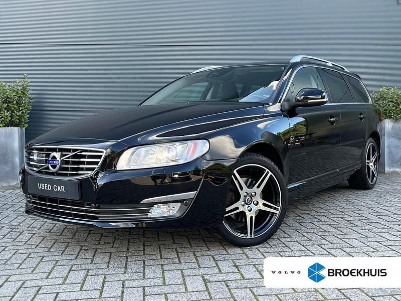 Zwart Gebruikt 2015 Volvo V70 Inscription Stationwagen | € 26.500 (Duur) - Afbeelding 1/4