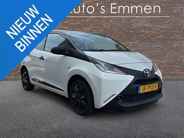 Wit Gebruikt 2016 Toyota Aygo Hatchback | € 4.493 (Eerlijke prijs) - Afbeelding 1/4