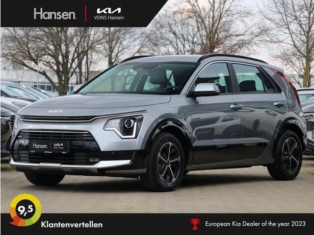 Grijs Gebruikt 2023 Kia Niro SUV | € 34.900 (Eerlijke prijs) - Afbeelding 1/4