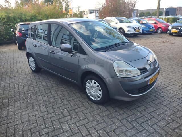 Occasion Renault Grand Modus Expression 101 PK (74 kW) 2010 Grijs MPV