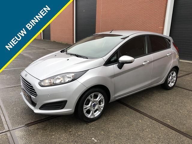 Grijs (metallic) Occasion 2014 Ford Fiesta Hatchback | € 6.299 (Eerlijke prijs) - Afbeelding 1/4
